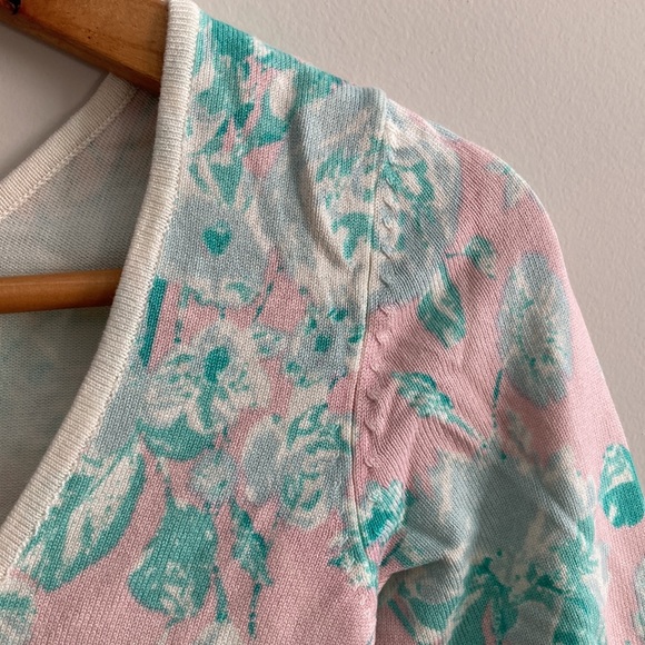 Guess Spring Back Scoop Top, S - Picture 7 of 13